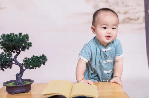 广东满月宝宝头围多少正常