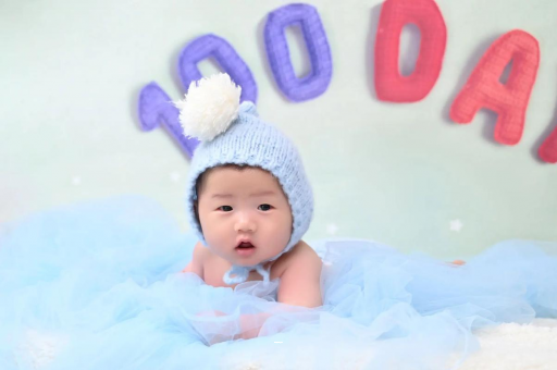 广东四个月宝宝打嗝 广东四个月宝宝打嗝